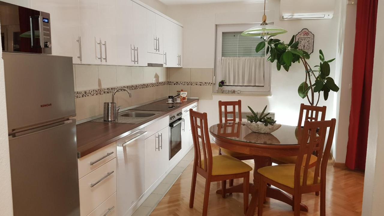 Galeria Nura Appartement Mostar Buitenkant foto